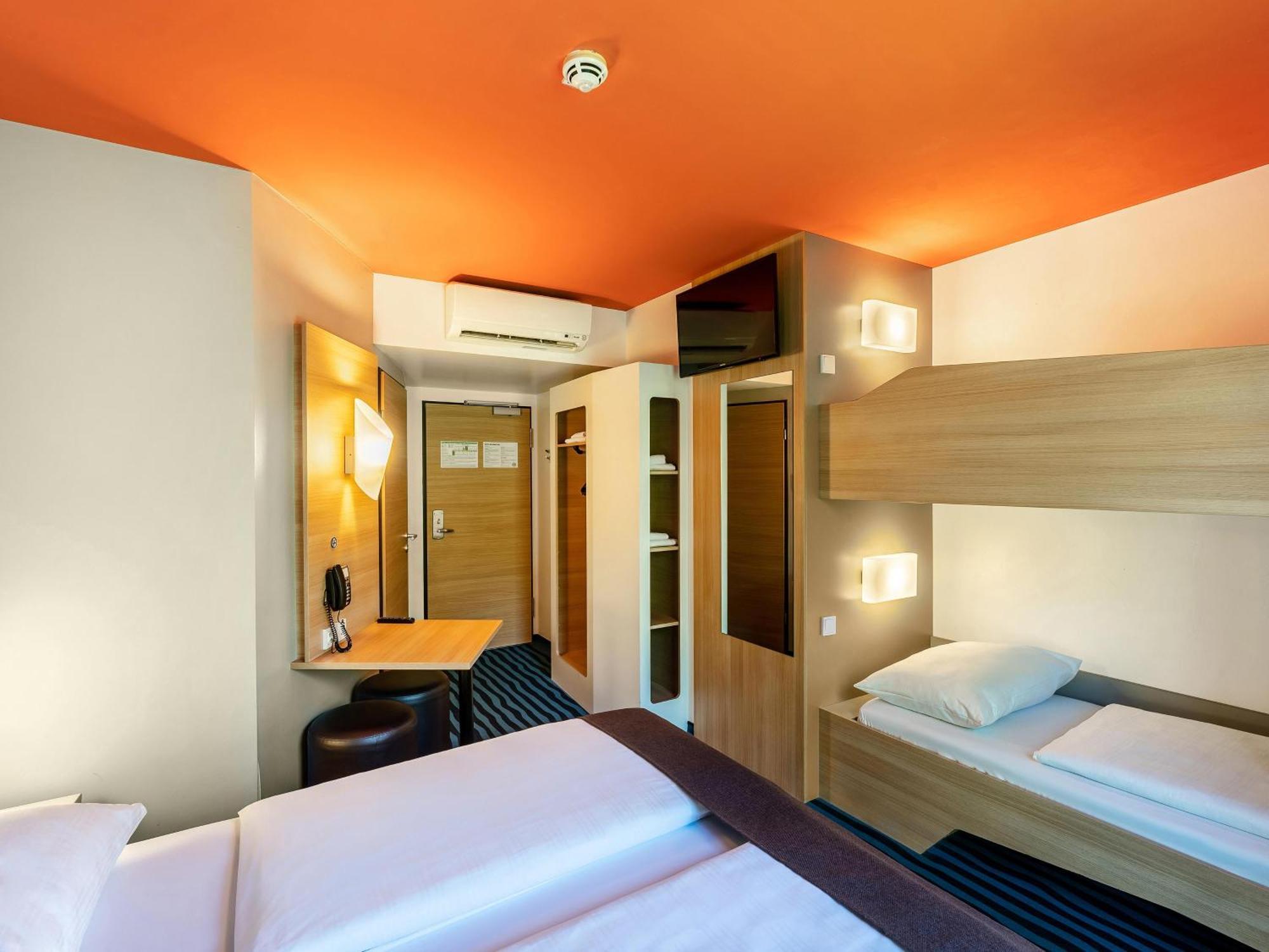 B&B Hotel Konstanz Exteriör bild