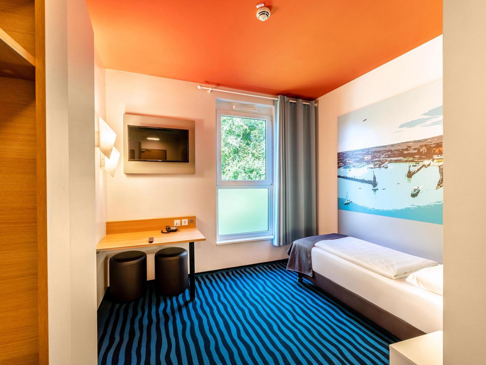 B&B Hotel Konstanz Exteriör bild